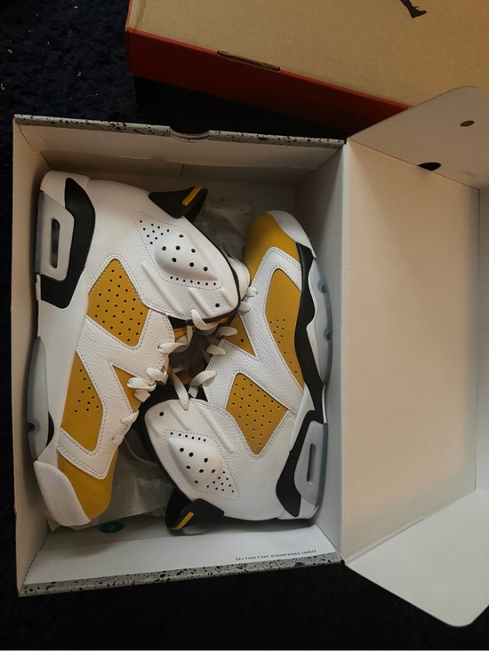 Jordan Other - Jordan Men's White and Yellow Retro Basketball Sneakers
